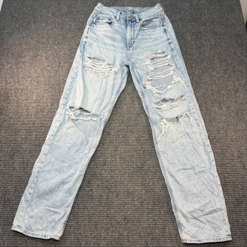 American Eagle Highest Rise Baggy Distressed Light Wash Jeans Womens 4 Regular